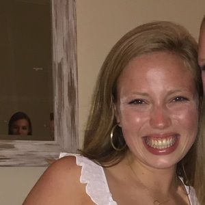 Meet your Posher, Virginia